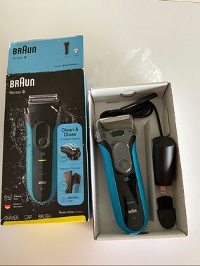 Braun Series 3 3010s Rechargeable Wet Dry Men's Electric Shaver